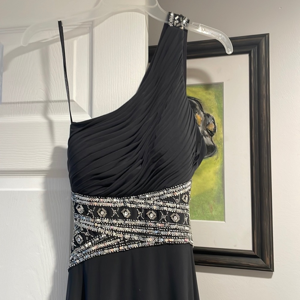 Used cache dress